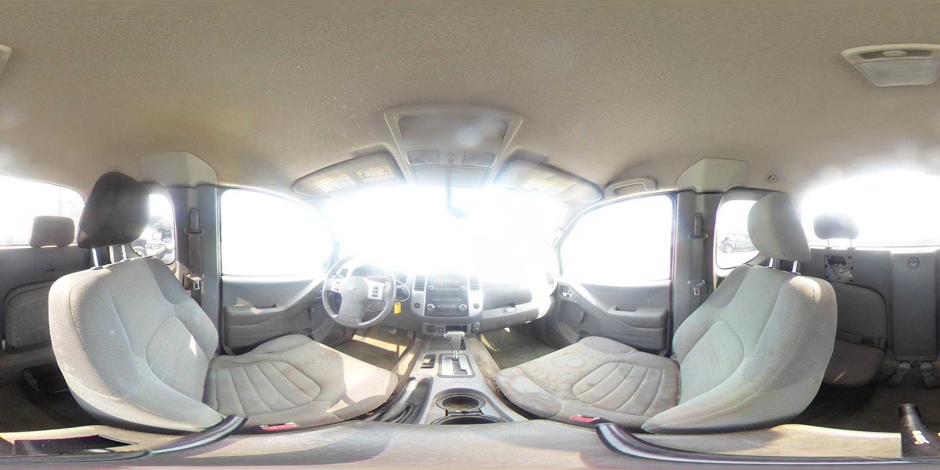 2015 NISSAN Frontier