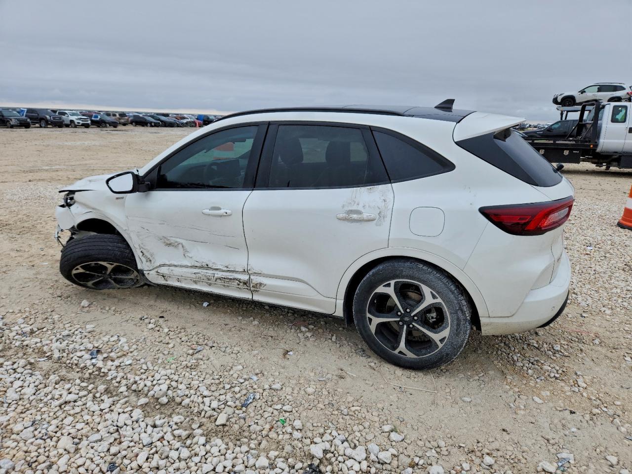 2023 FORD ESCAPE