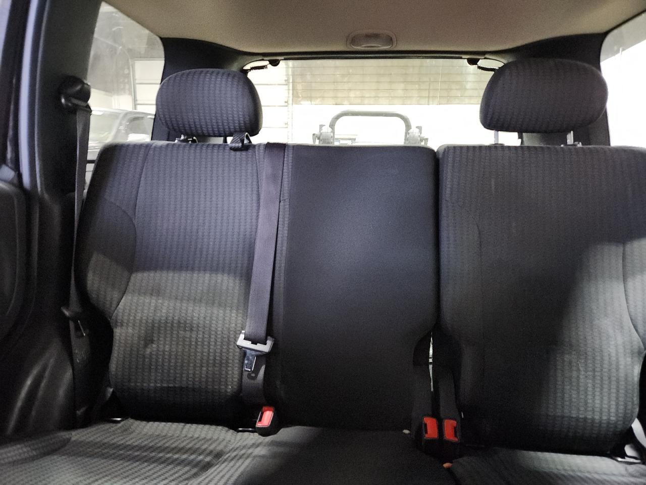 2004 JEEP Liberty