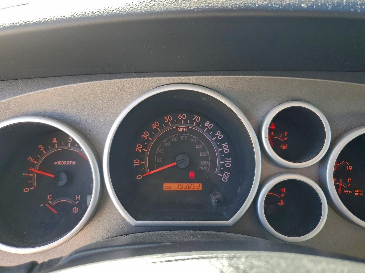 2012 TOYOTA TUNDRA