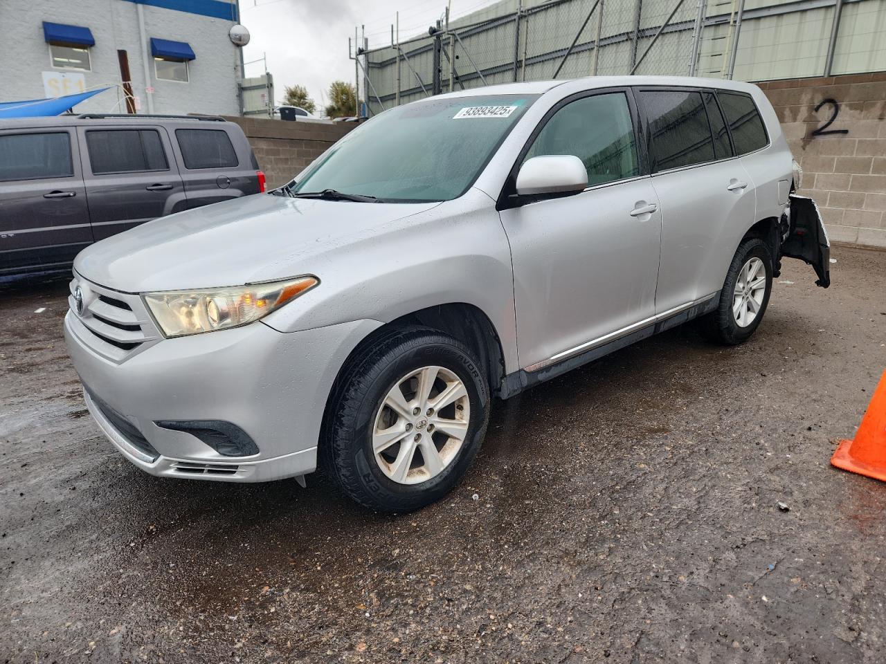 2013 TOYOTA HIGHLANDER