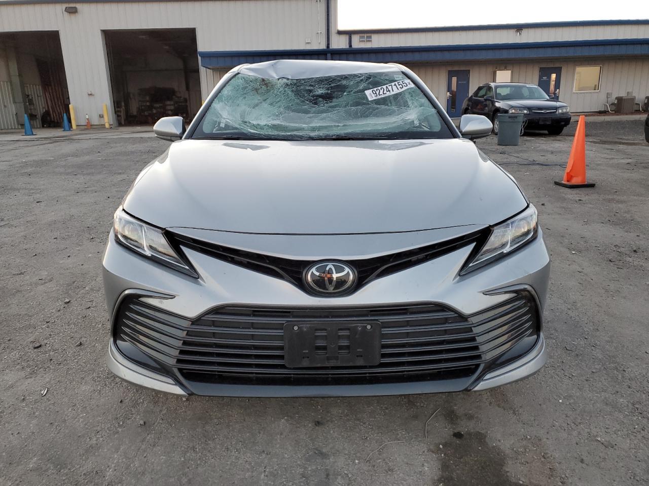 2022 TOYOTA CAMRY