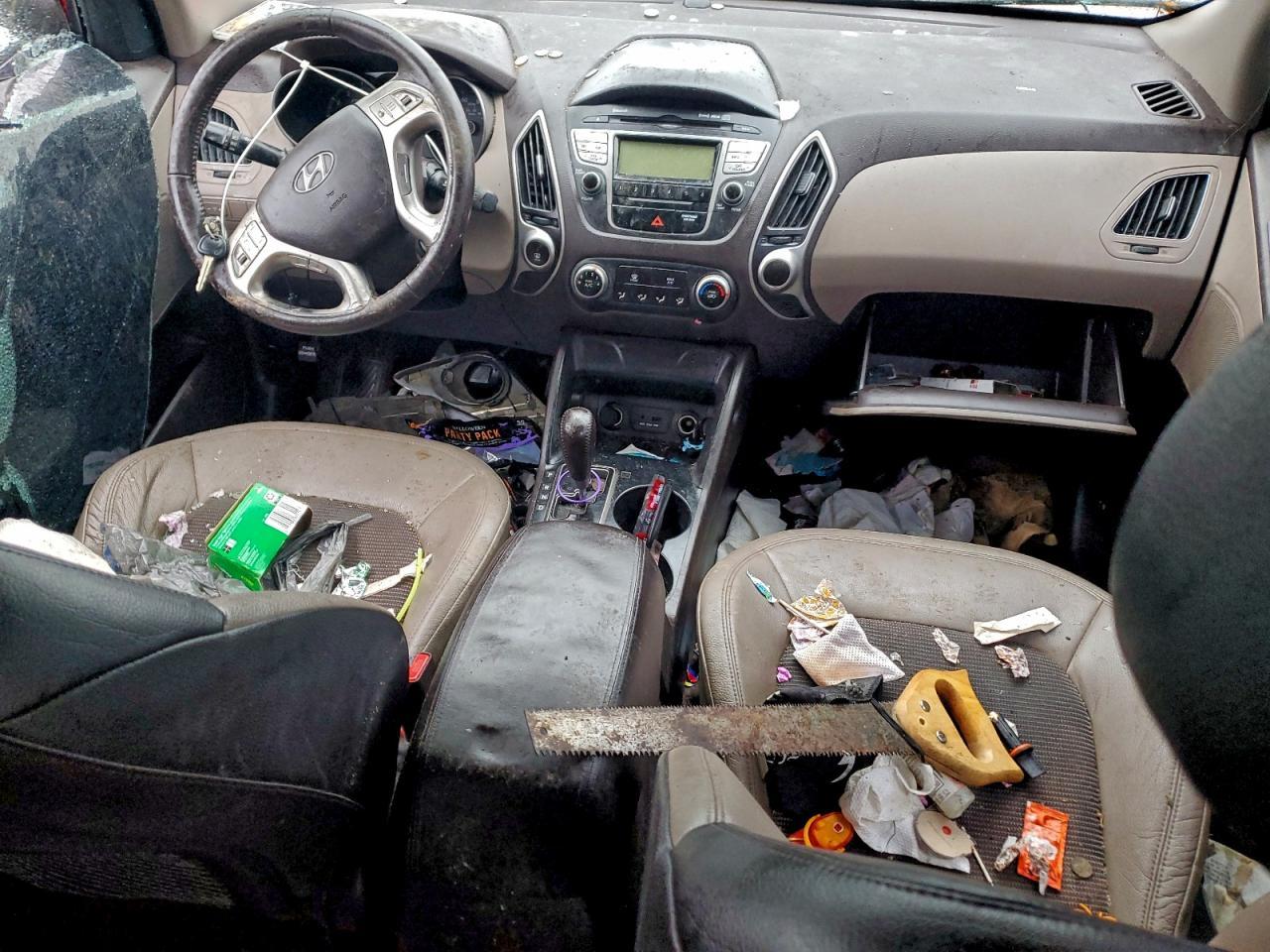 2011 HYUNDAI TUCSON