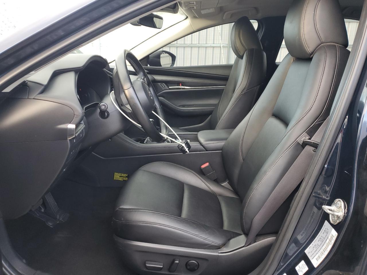 2019 MAZDA 3