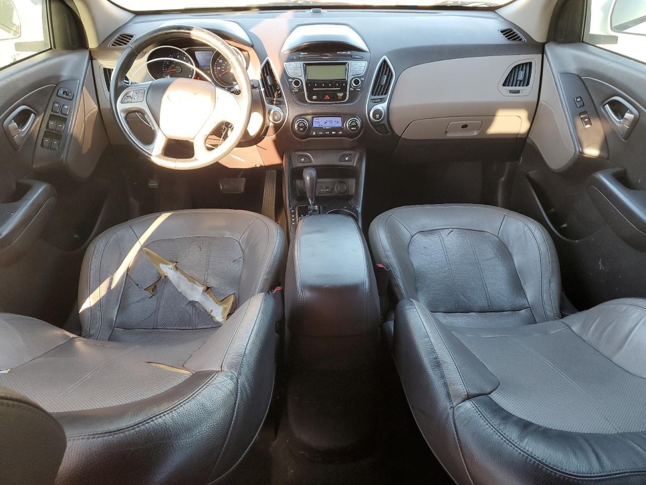 2012 HYUNDAI TUCSON