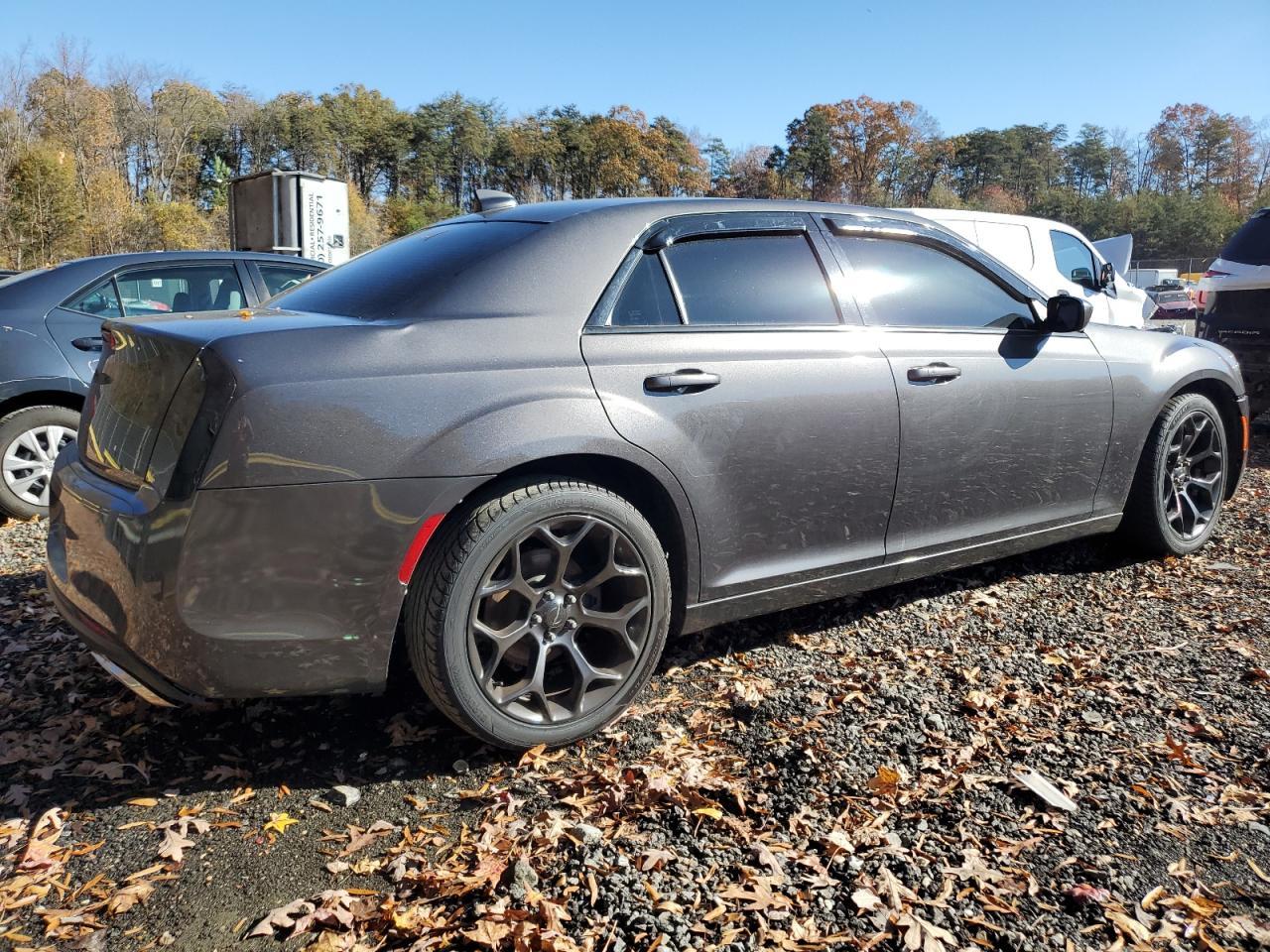 2019 CHRYSLER 300