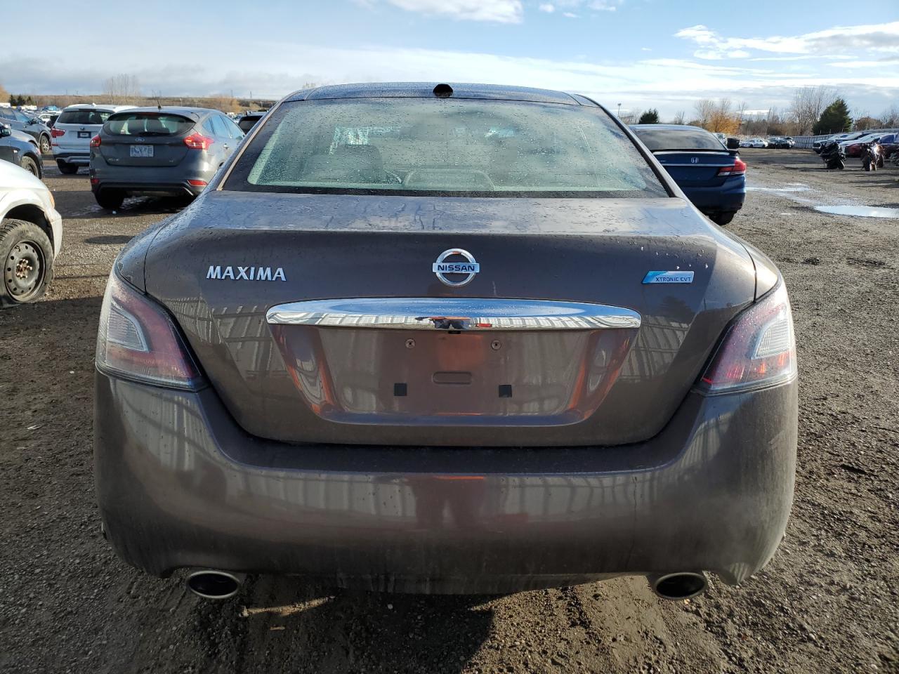 2012 NISSAN Maxima