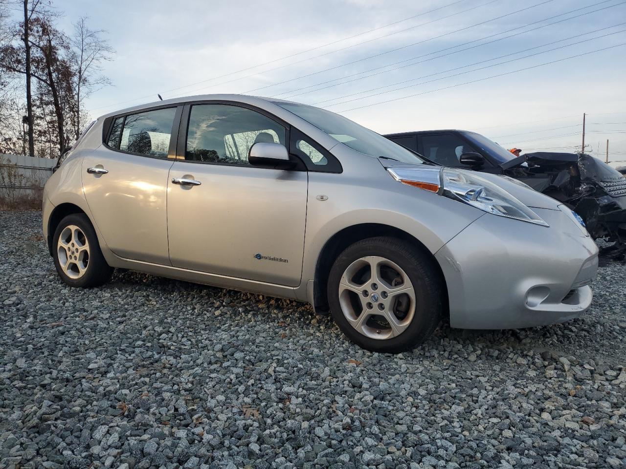 2012 NISSAN LEAF