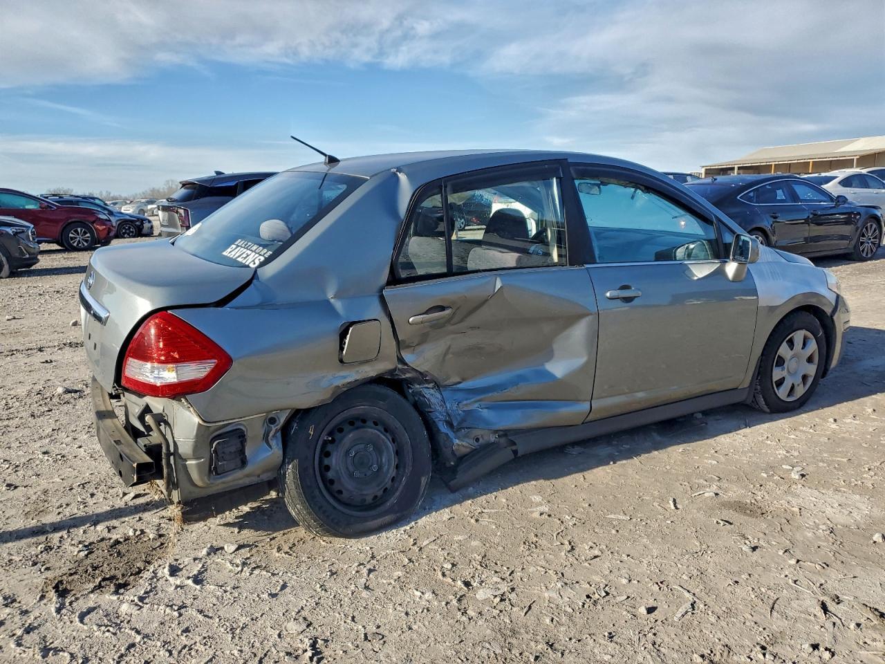 2008 NISSAN VERSA