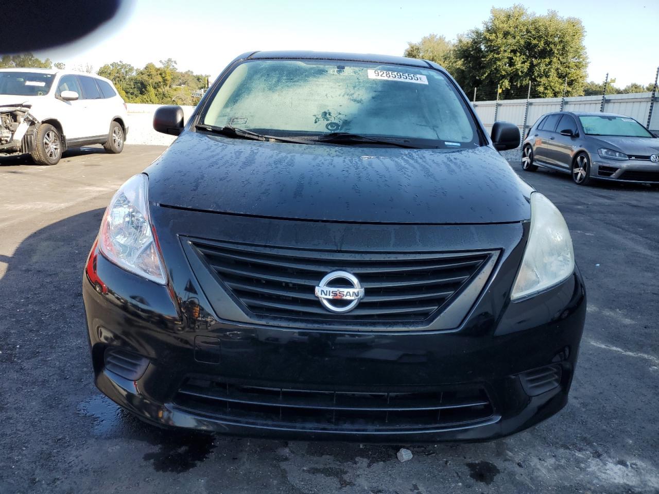 2013 NISSAN VERSA
