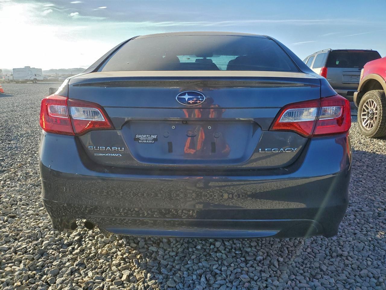 2015 SUBARU Legacy