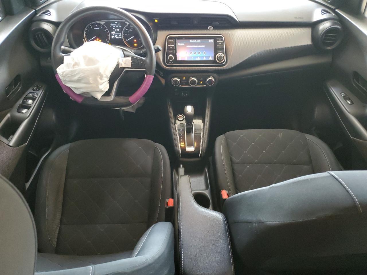 2019 NISSAN KICKS