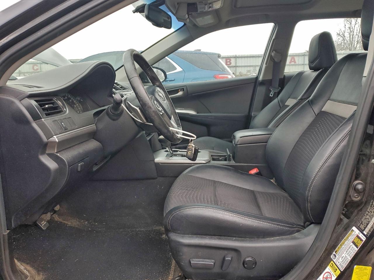 2012 TOYOTA CAMRY