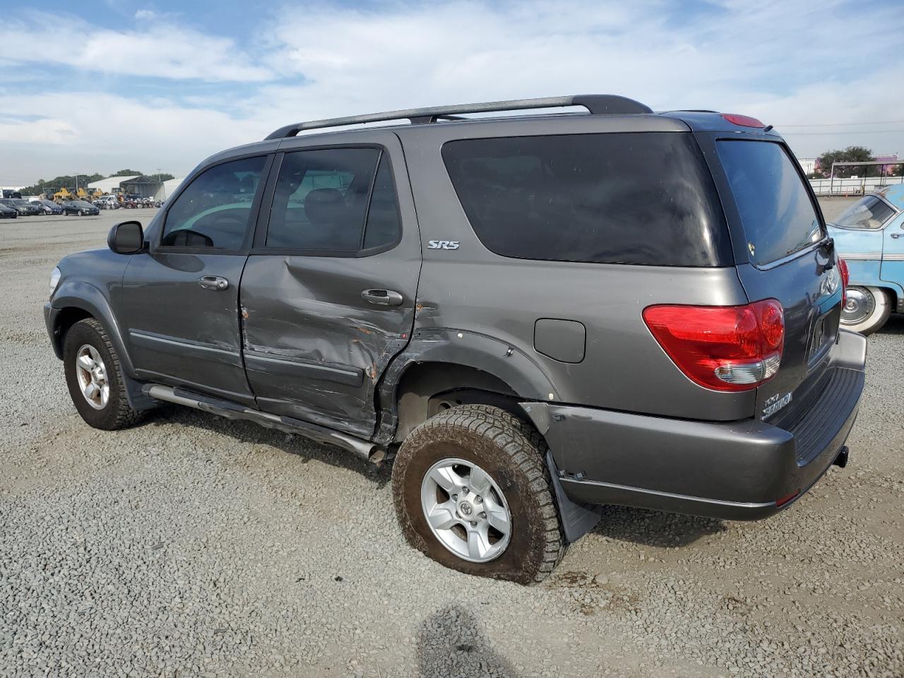 2005 TOYOTA Sequoia
