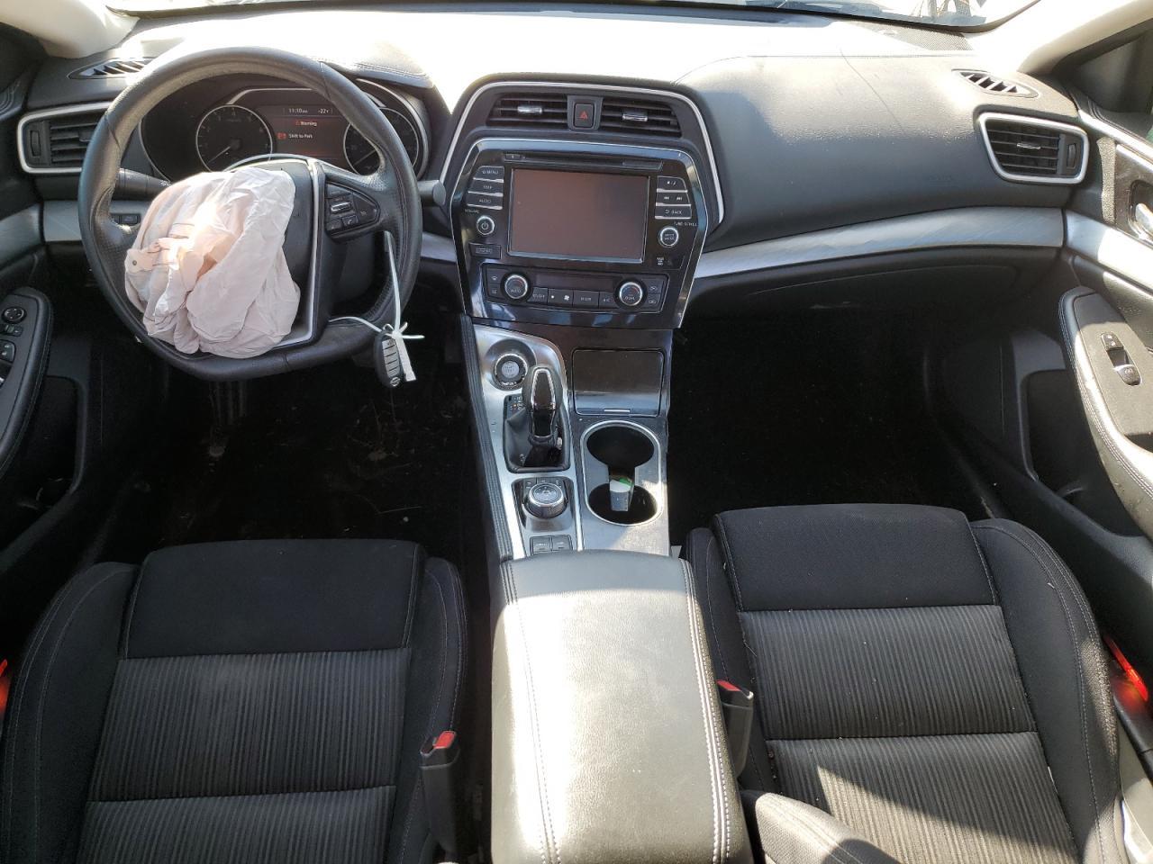 2016 NISSAN Maxima