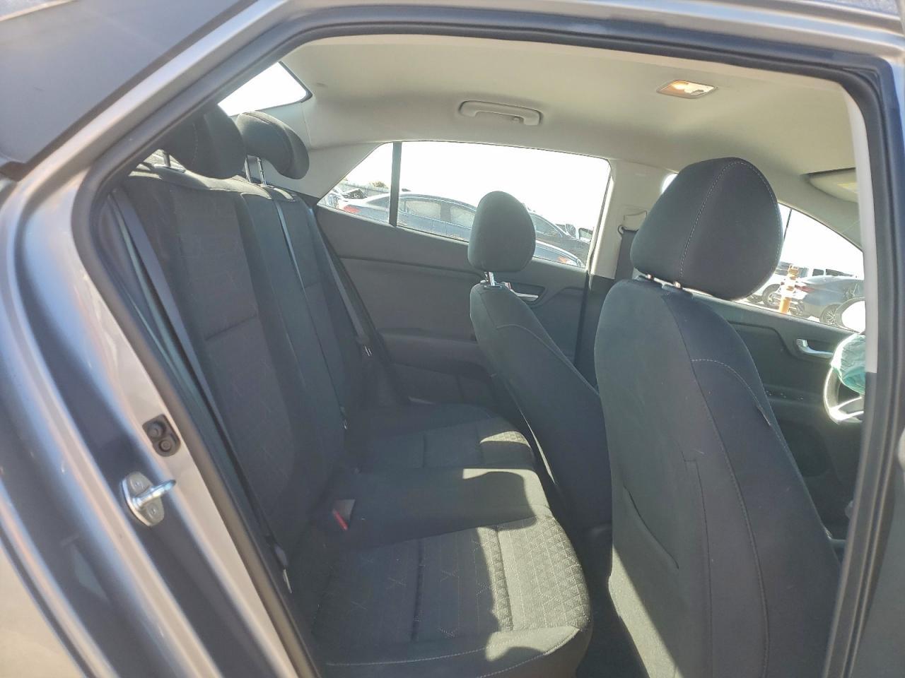 2023 KIA RIO