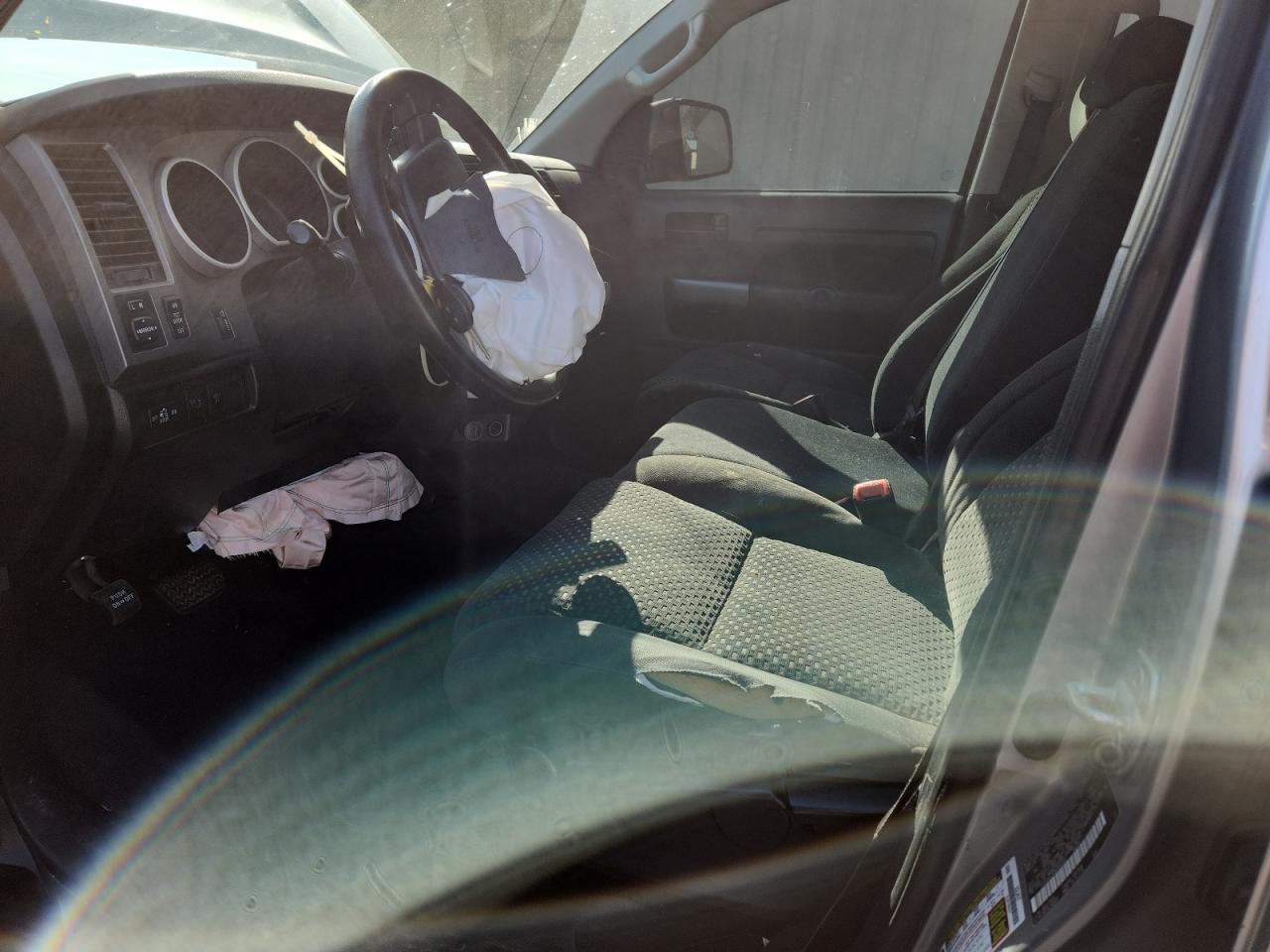 2011 TOYOTA TUNDRA