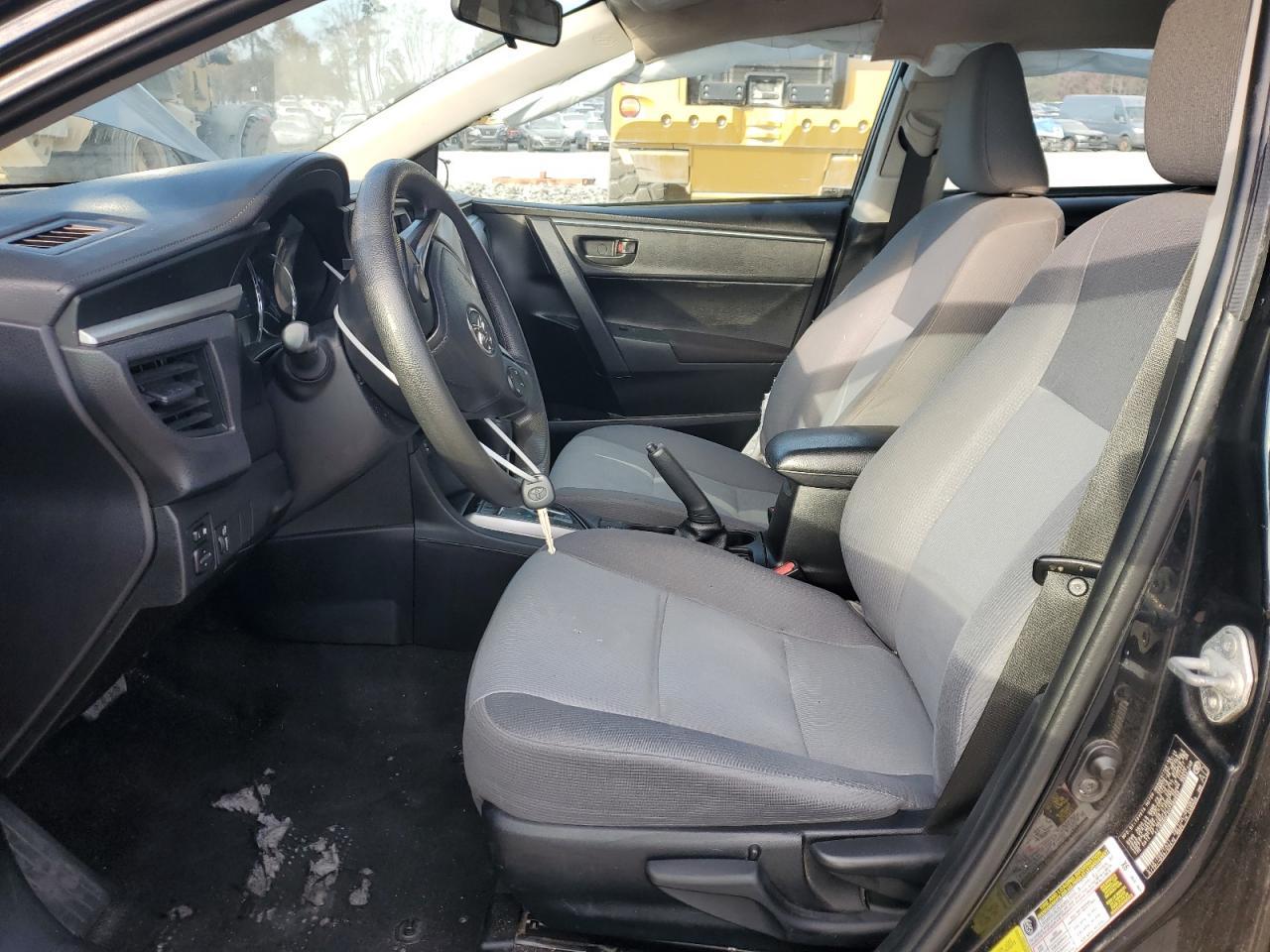2015 TOYOTA COROLLA