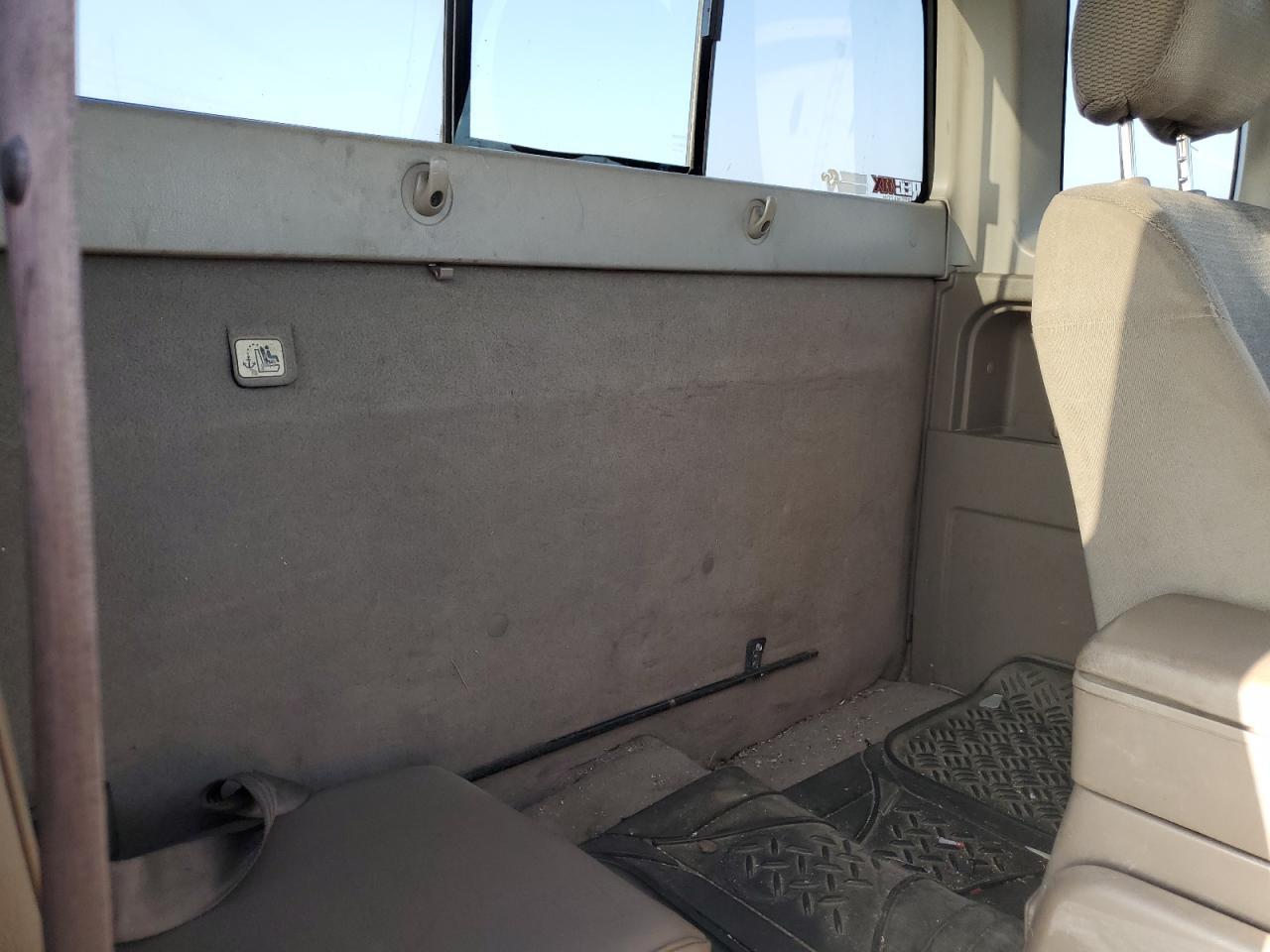 2004 NISSAN Frontier