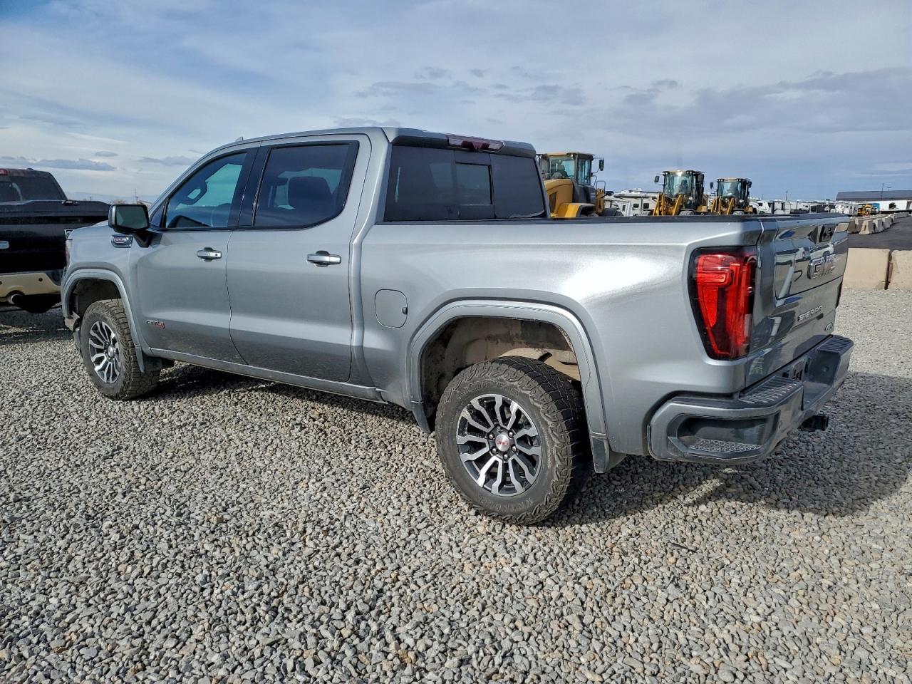 2023 GMC Sierra