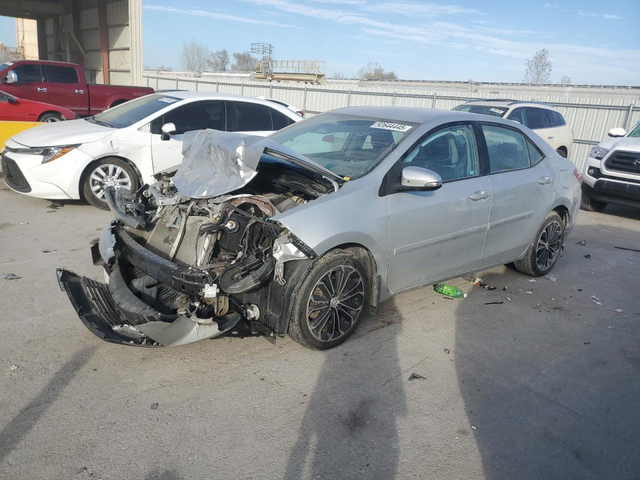 2016 TOYOTA COROLLA
