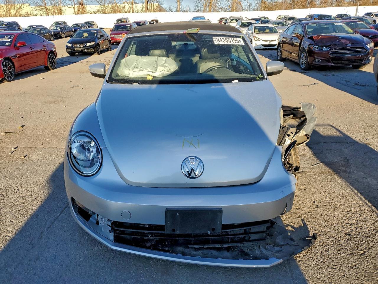 2014 VOLKSWAGEN Beetle