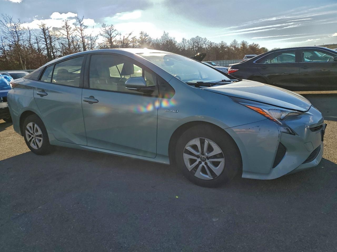 2017 TOYOTA PRIUS