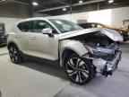 2023 VOLVO XC40