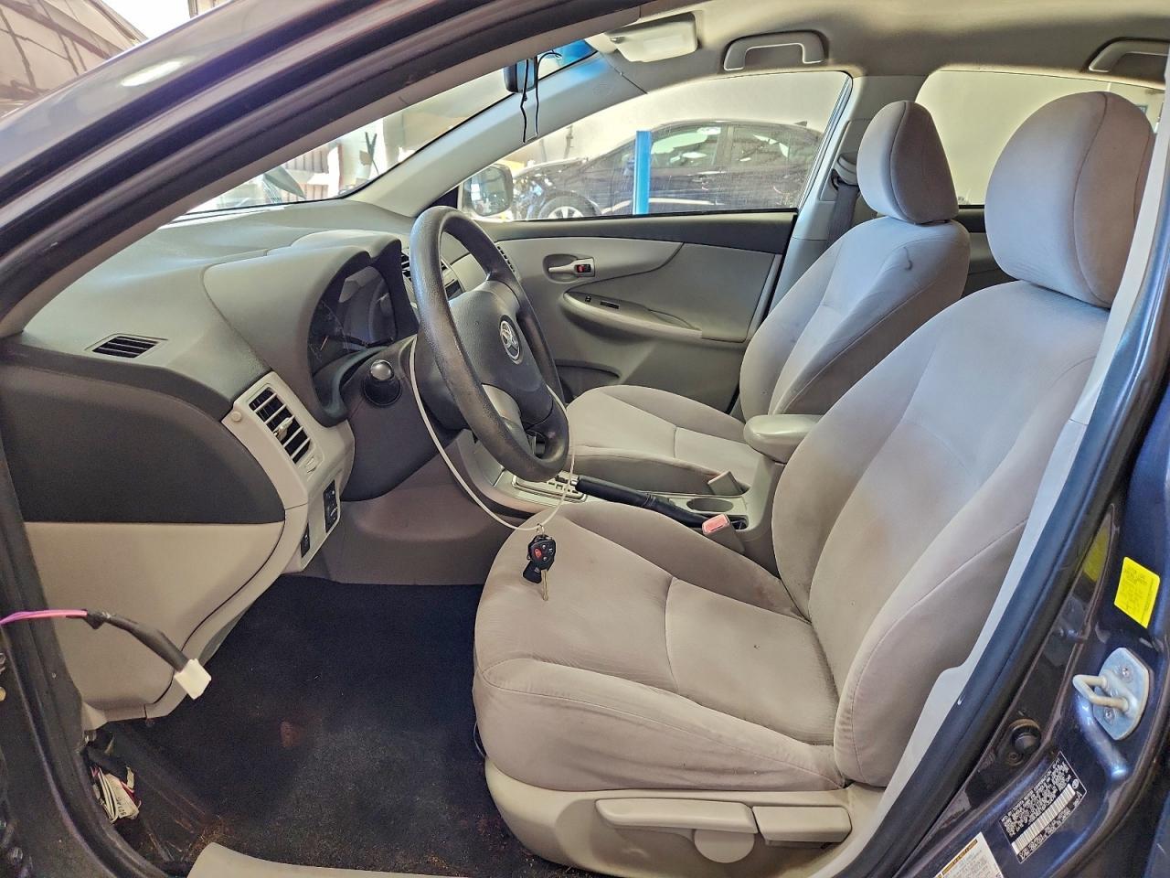 2011 TOYOTA COROLLA