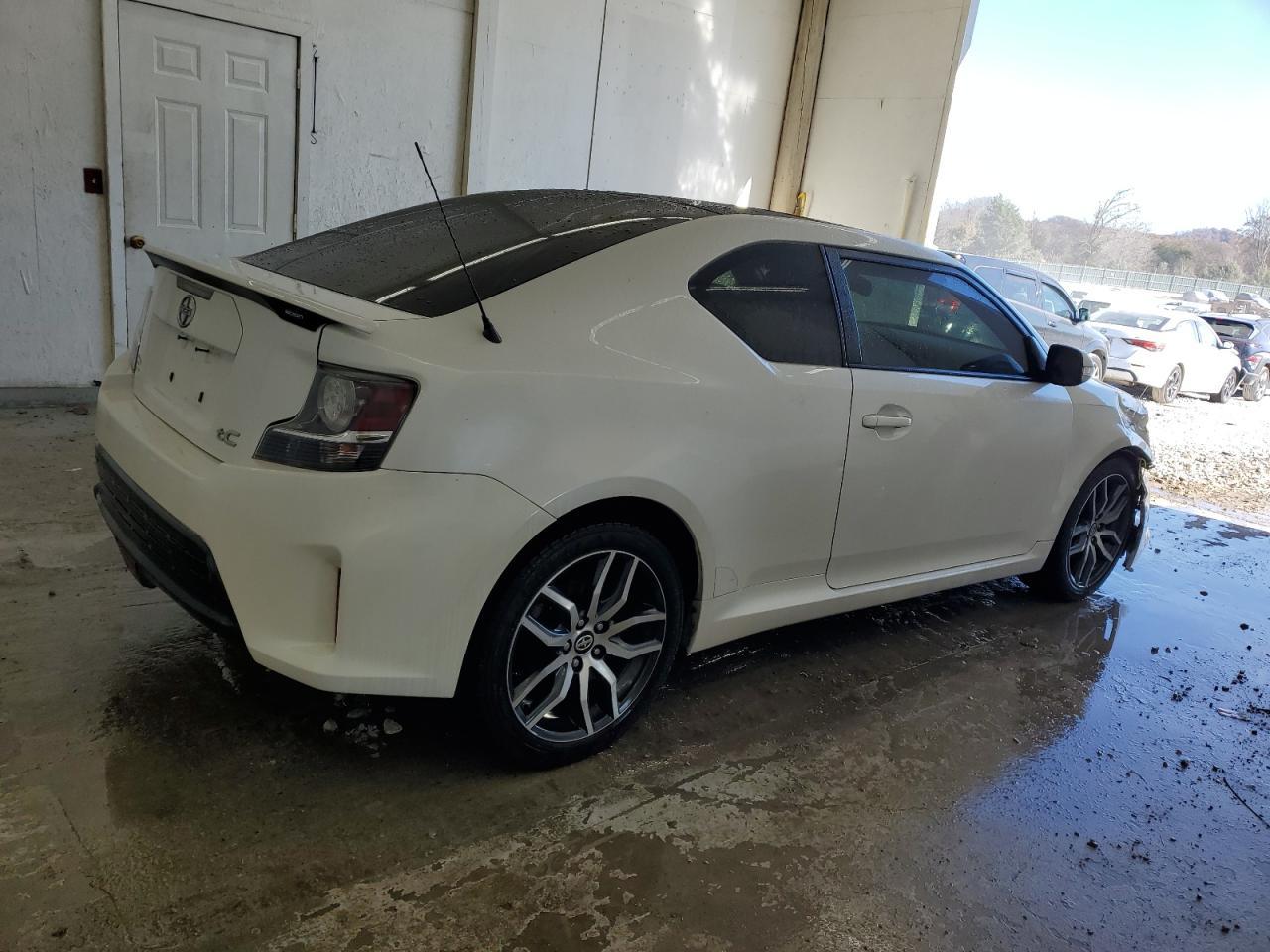 2015 SCION Scion Tc