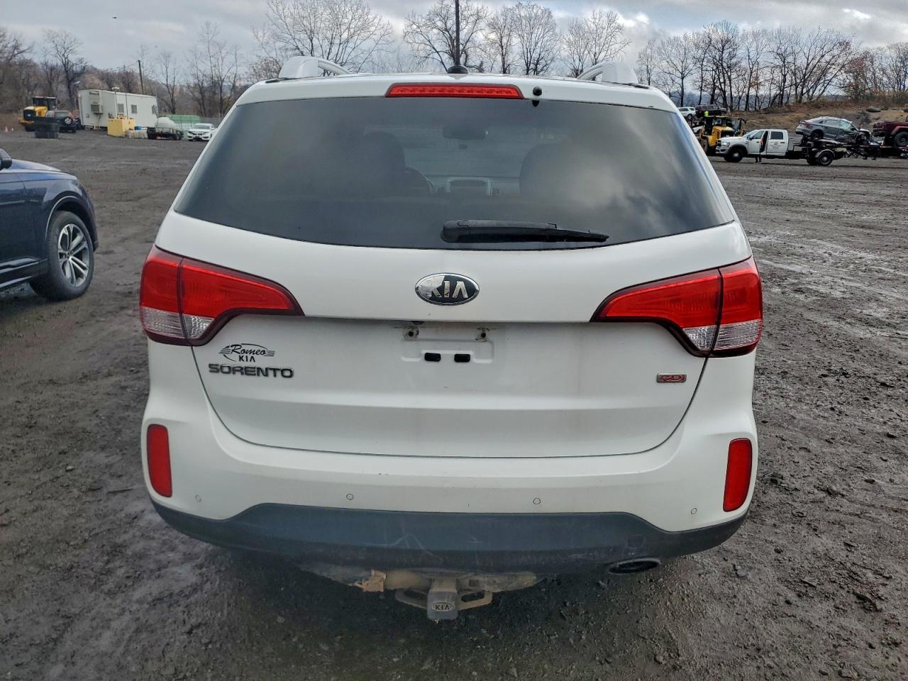 2015 KIA SORENTO