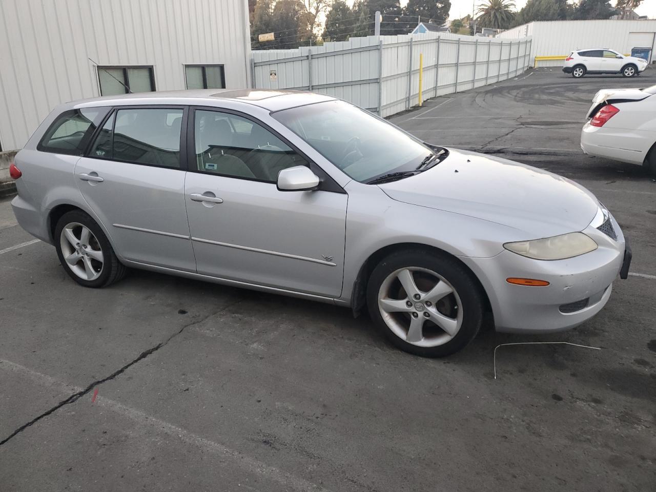 2005 MAZDA 6