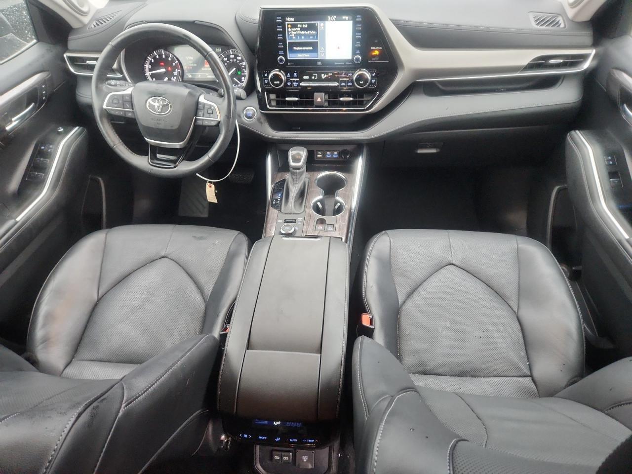 2022 TOYOTA HIGHLANDER
