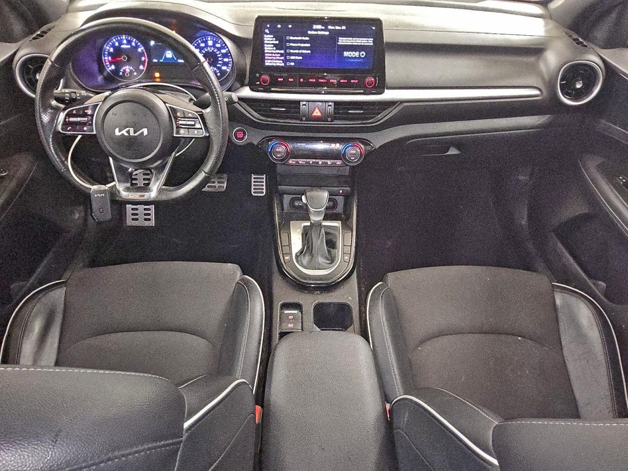 2023 KIA FORTE