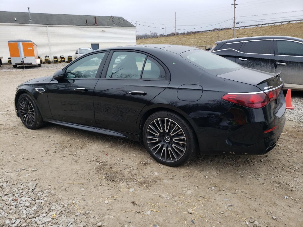 2025 MERCEDES-BENZ E-Class
