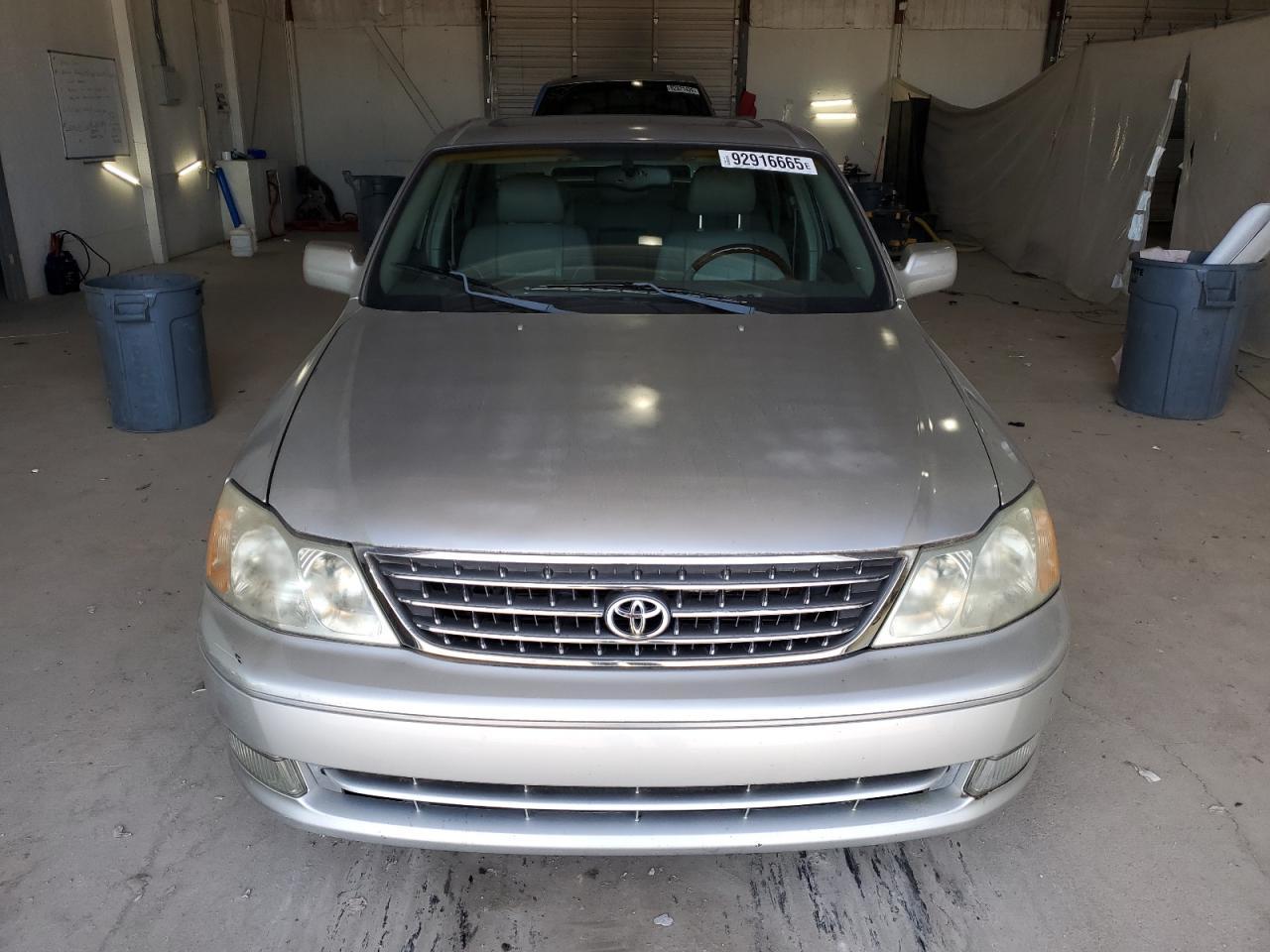 2004 TOYOTA Avalon