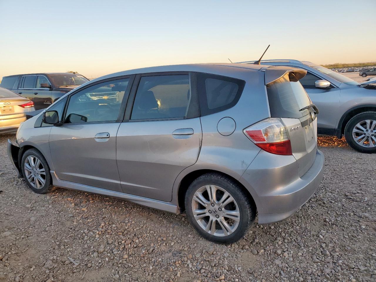 2010 HONDA FIT