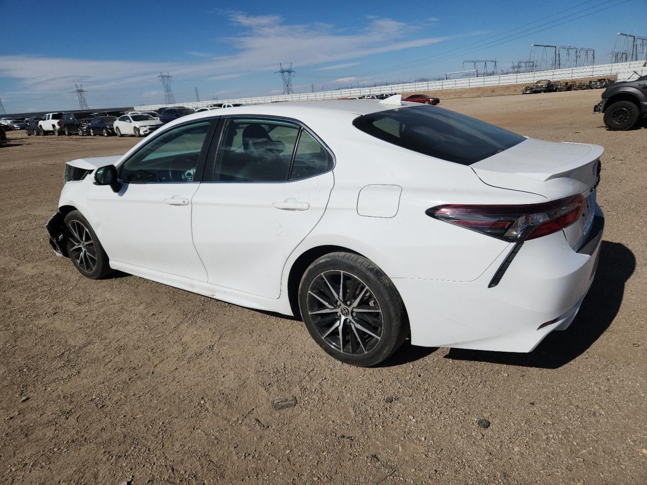 2022 TOYOTA CAMRY