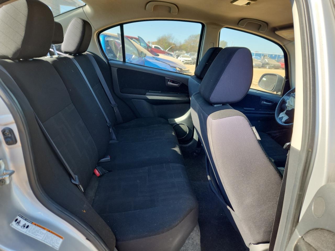 2012 SUZUKI SX4