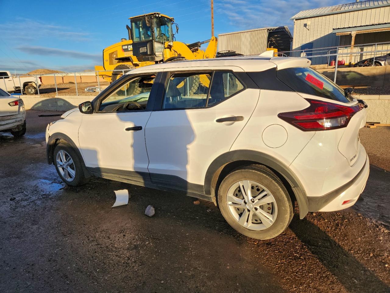 2024 NISSAN KICKS