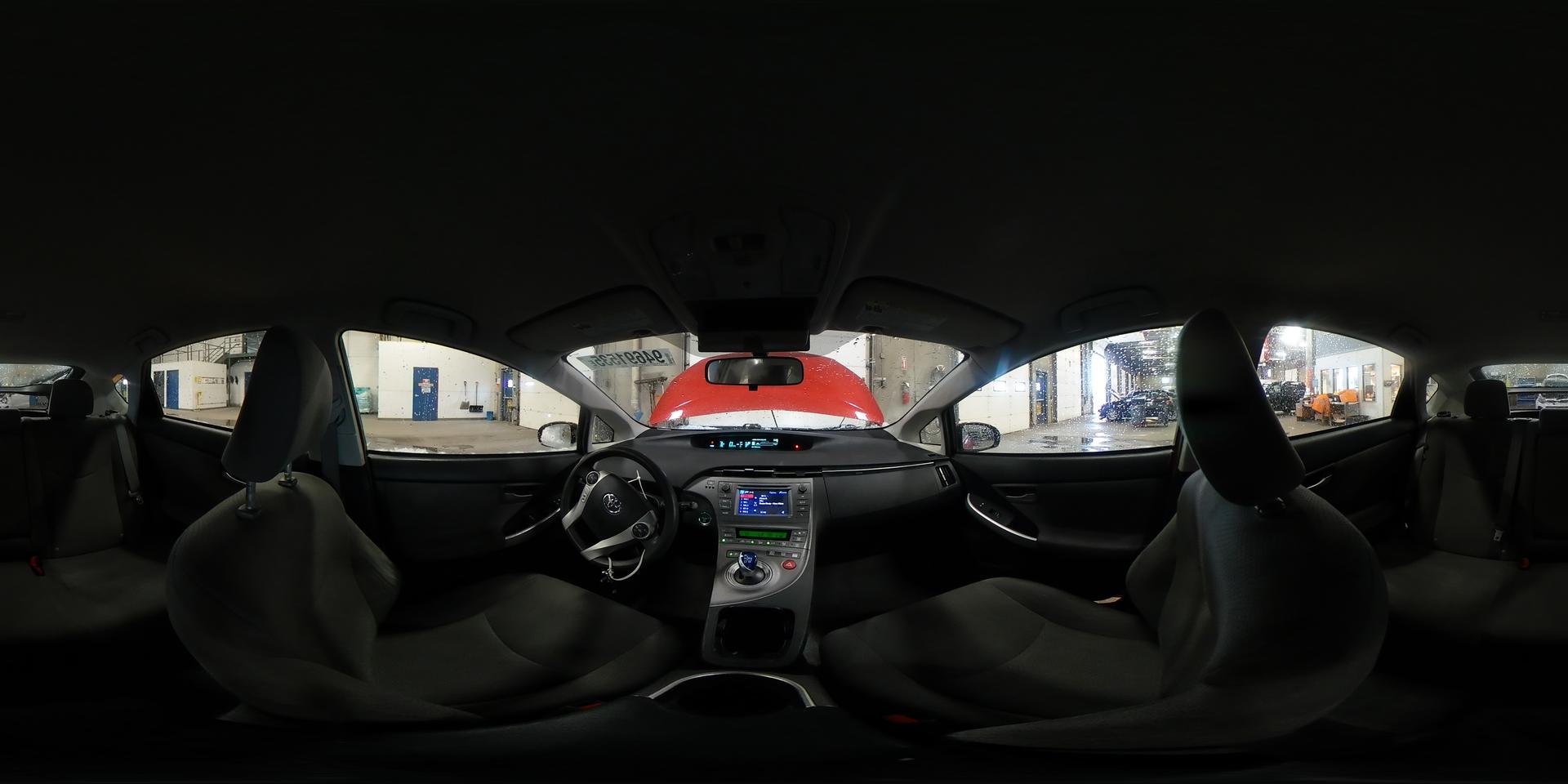 2014 TOYOTA PRIUS