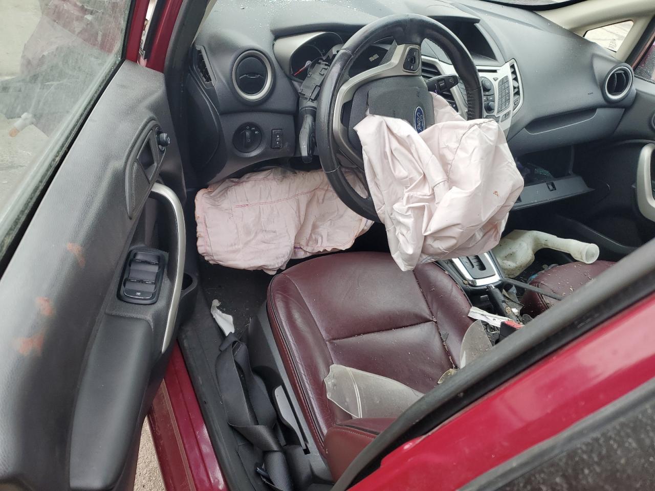 2011 FORD Fiesta