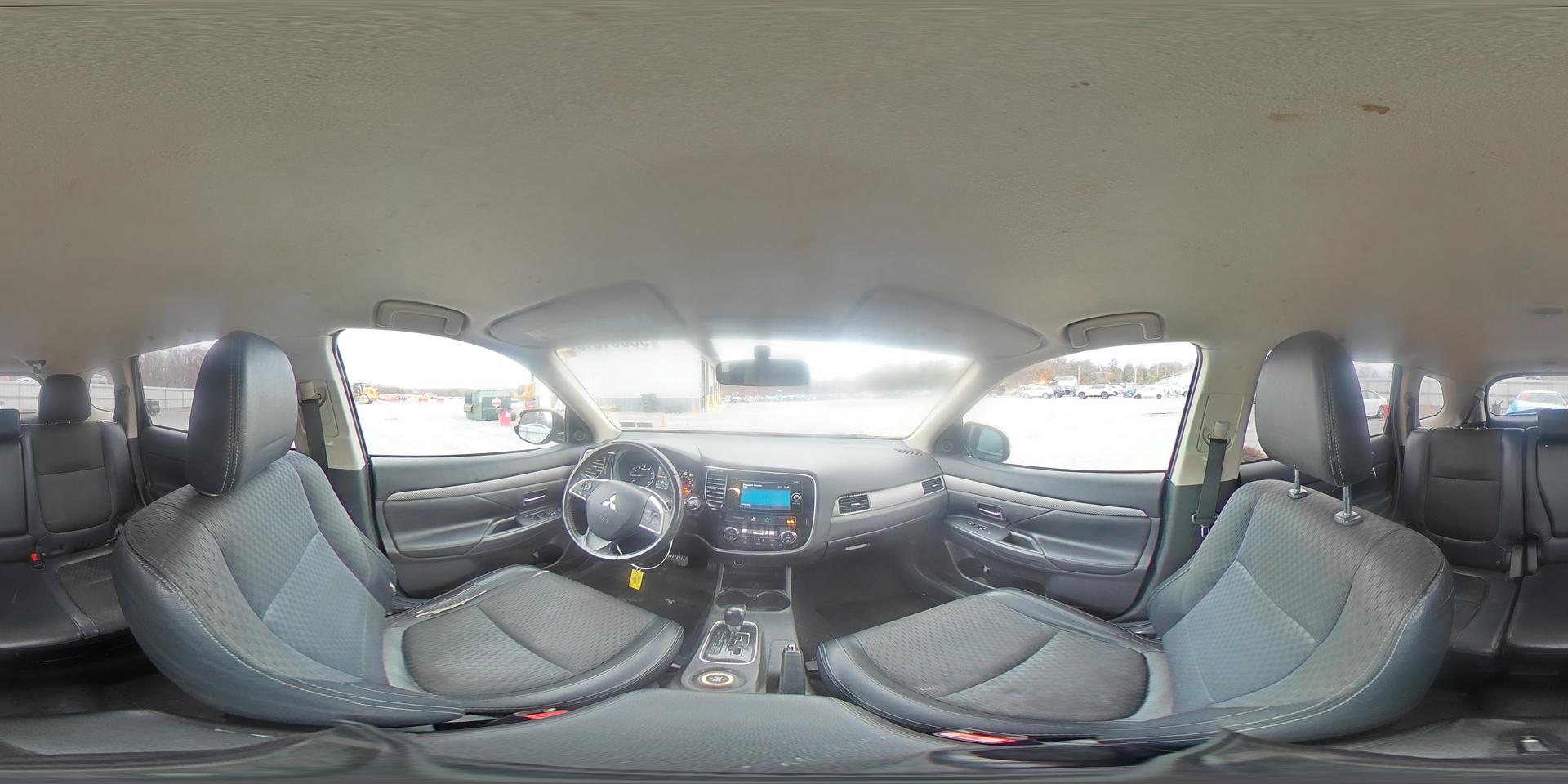 2015 MITSUBISHI outlander