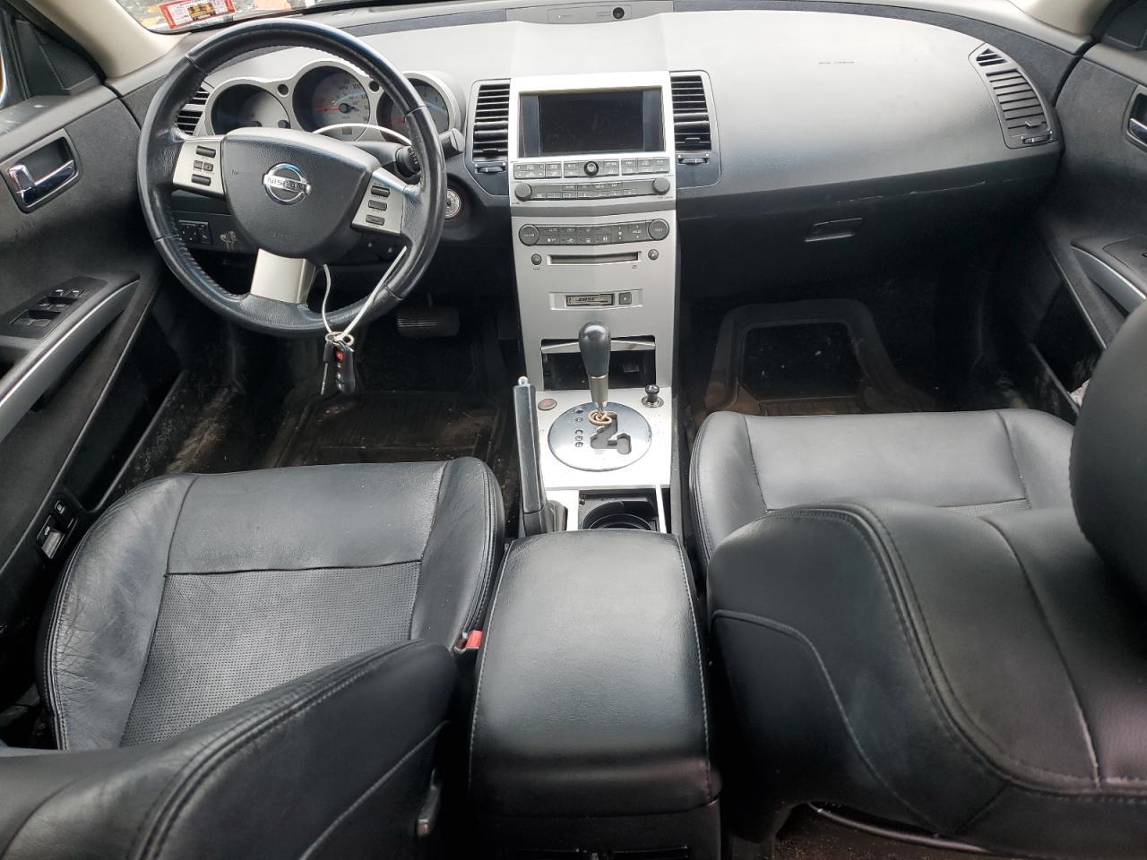 2005 NISSAN Maxima
