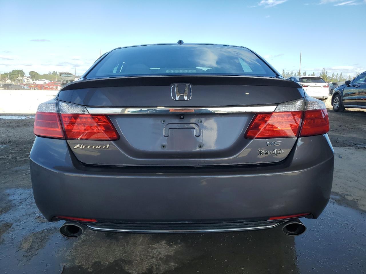 2015 HONDA ACCORD