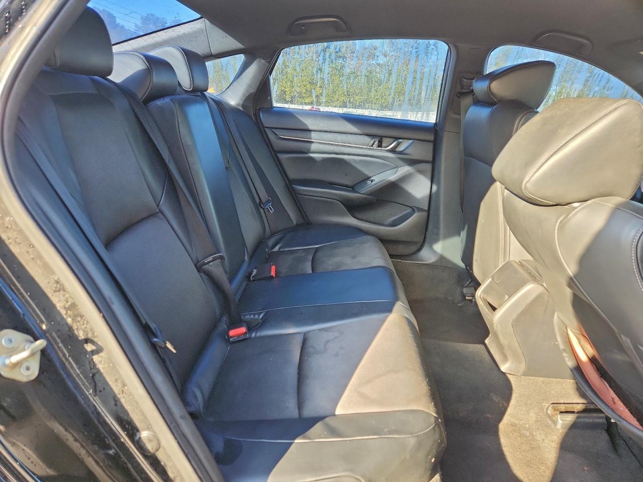 2018 HONDA ACCORD