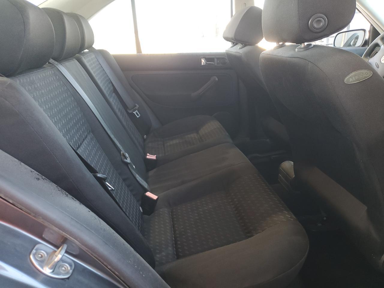2003 VOLKSWAGEN JETTA