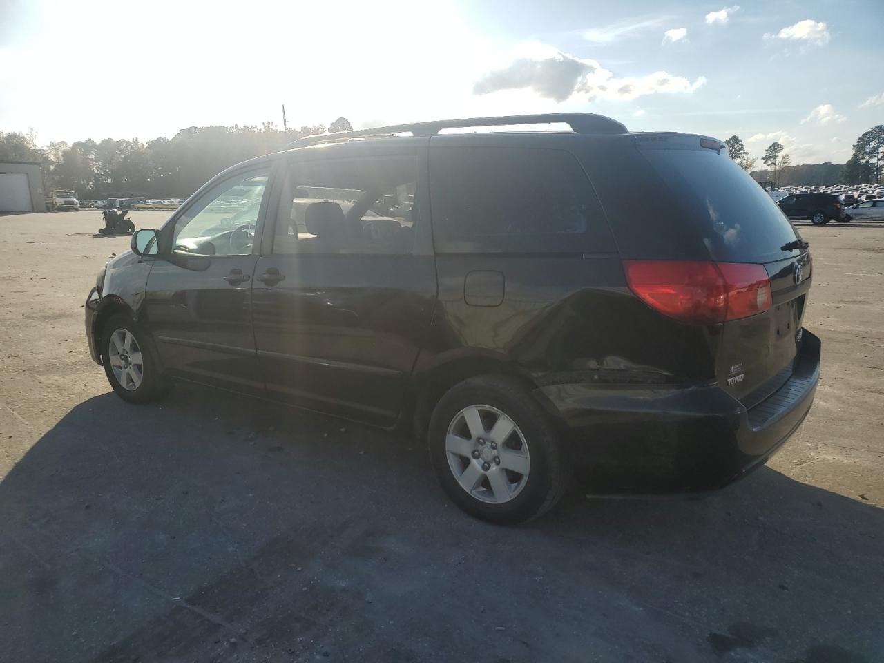 2008 TOYOTA SIENNA