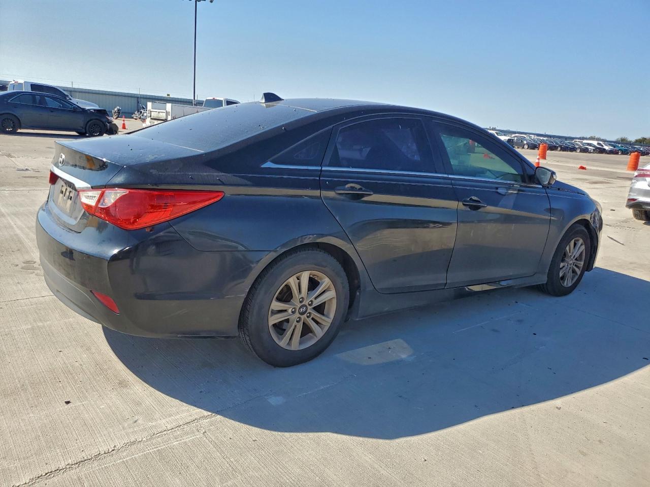 2014 HYUNDAI SONATA