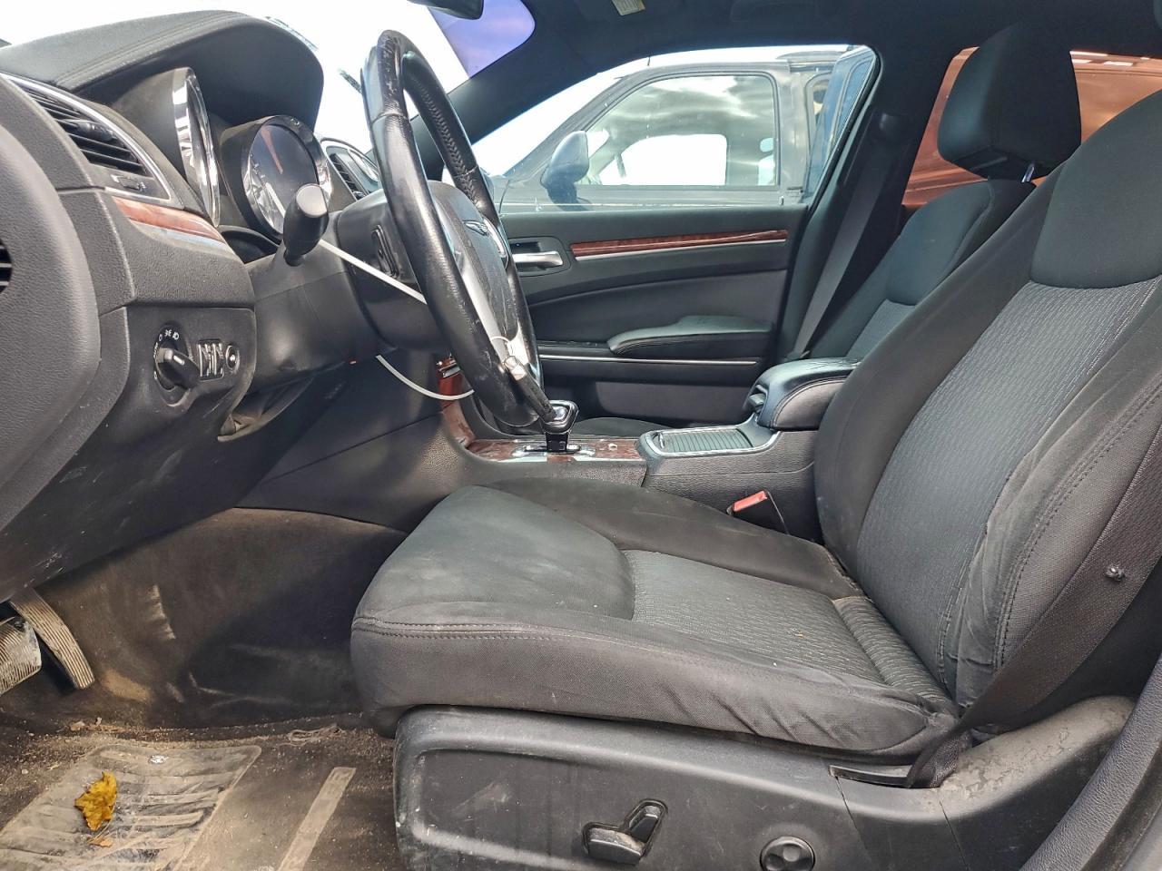 2012 CHRYSLER 300